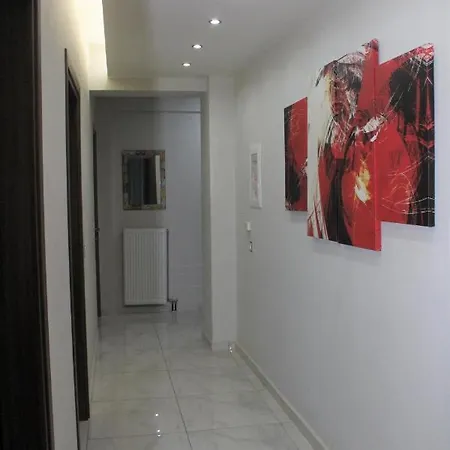 Daire Kallia's Modern *